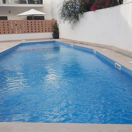 Apartamento New Beside Sitges With Pool Beside Beach Vilanova i la Geltrú Exterior foto