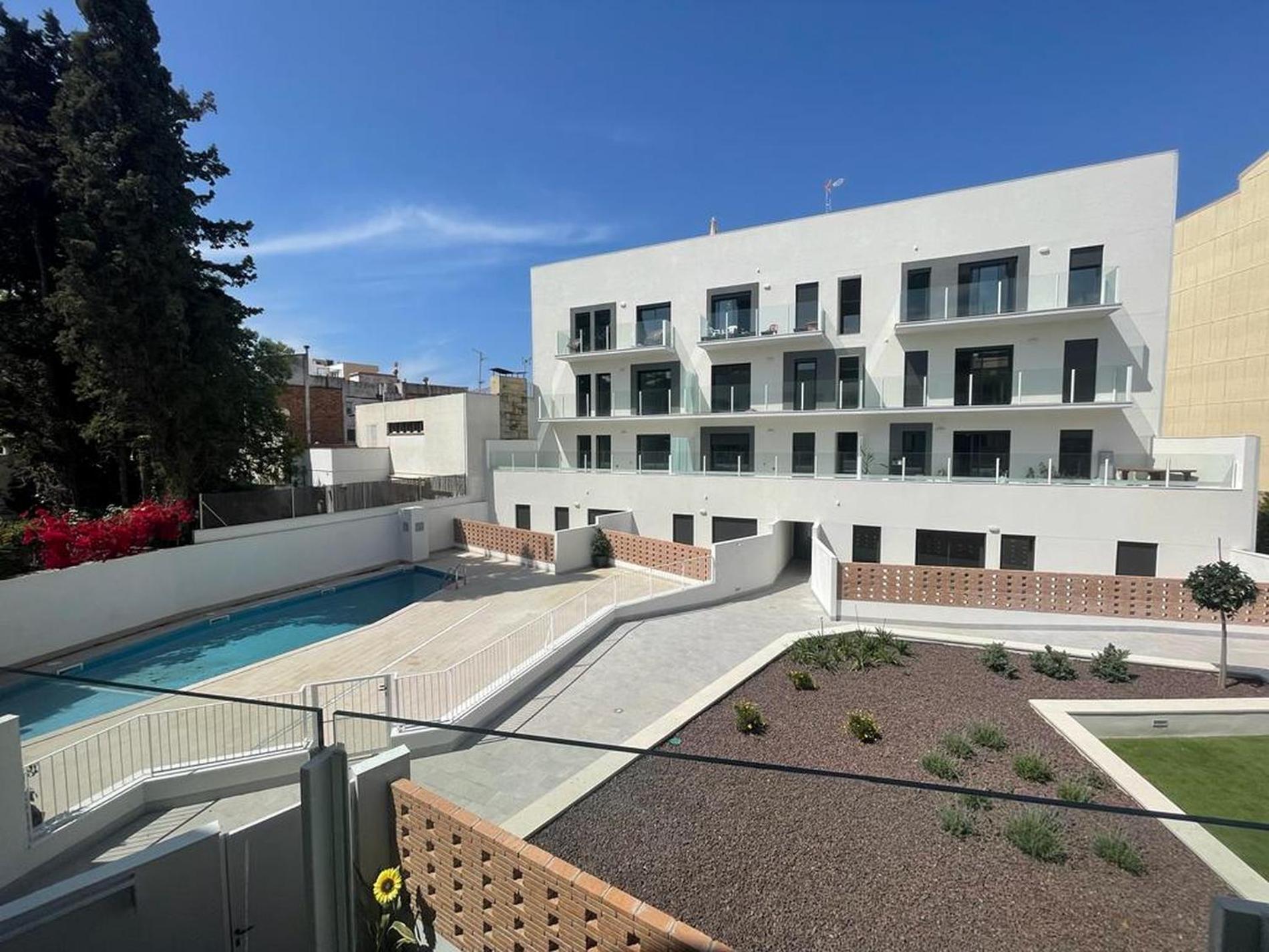 Apartamento New Beside Sitges With Pool Beside Beach Vilanova i la Geltrú Exterior foto